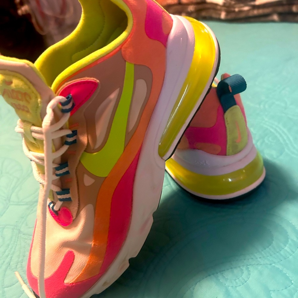 Women’s Nike air max